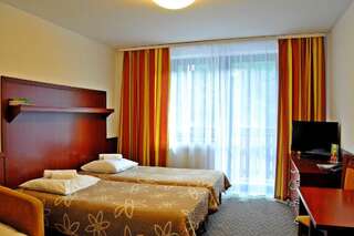 Отель Wierchomla Ski & Spa Resort Пивнична Двухместный номер с 2 отдельными кроватями-6